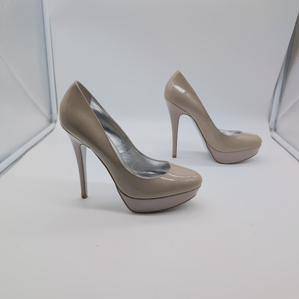 Elegant Taupe Pumps by Charles David Patent Leather Sz 8 - Picture 6 of 9
